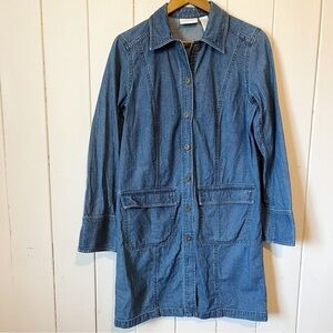 Liz Claibourne Lizwear Jeans Button Down Denim Jacket. Size Medium.